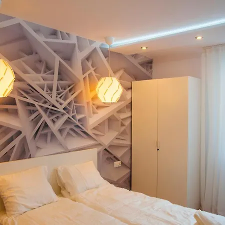 Mirek Apartamento *